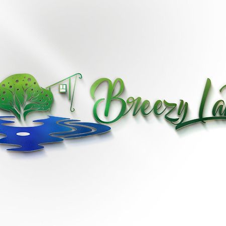 Breezy Lake Tissamaharama Eksteriør billede